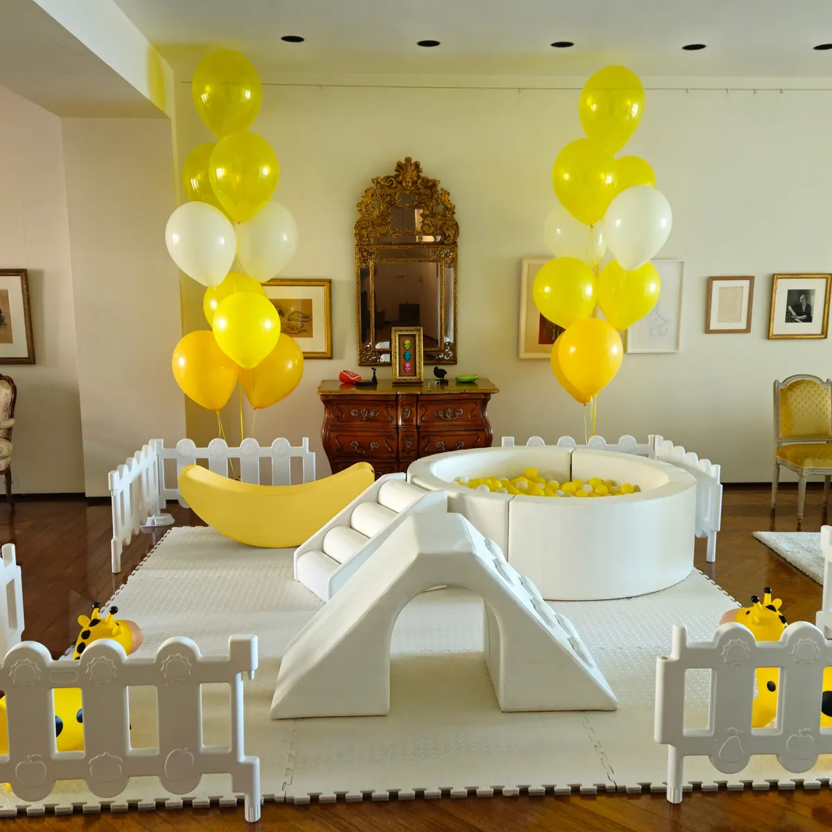 Soft Play White/Yellow Small Set