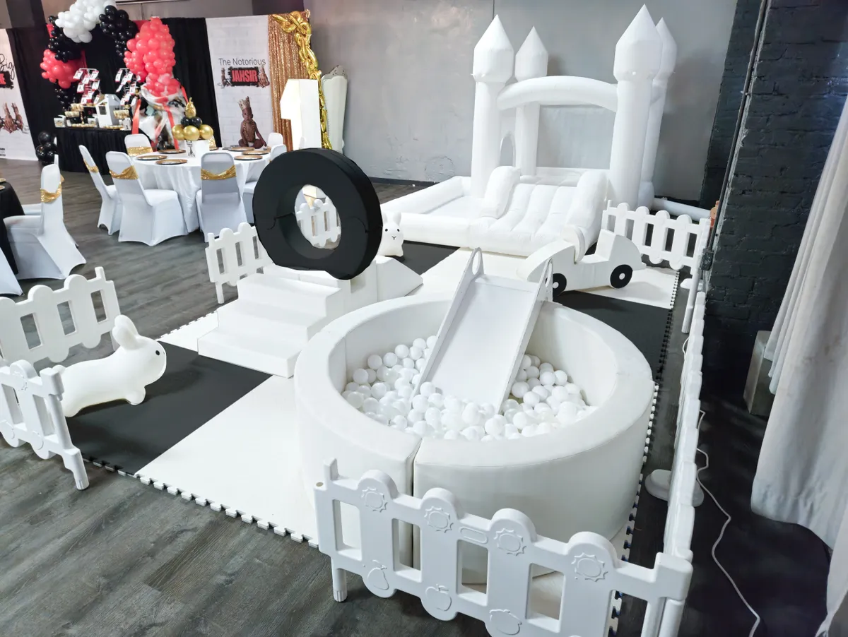 Soft Play Medium Black/White Set